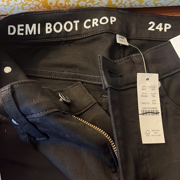 J. Crew Petite 9" demi boot crop jean BK648 Stay Black wash 24P 24 - Picture 6 of 8